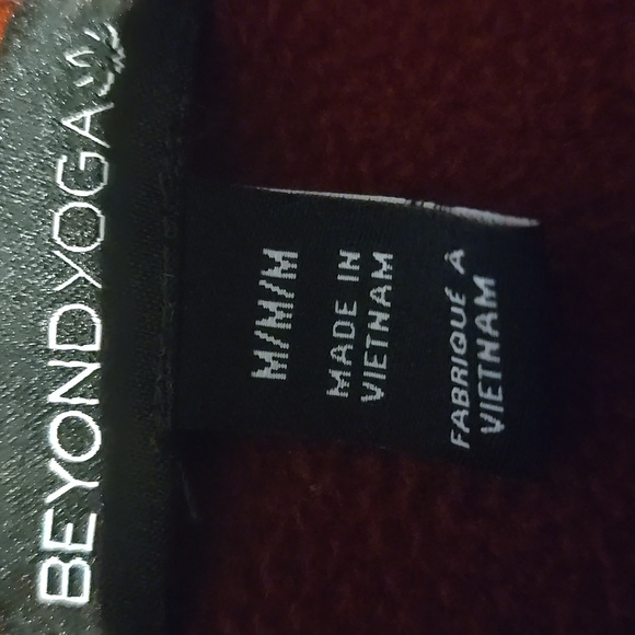 Beyond Yoga Maroon Explorer Half Zip Pullover-Med. #35 - Picture 6 of 7